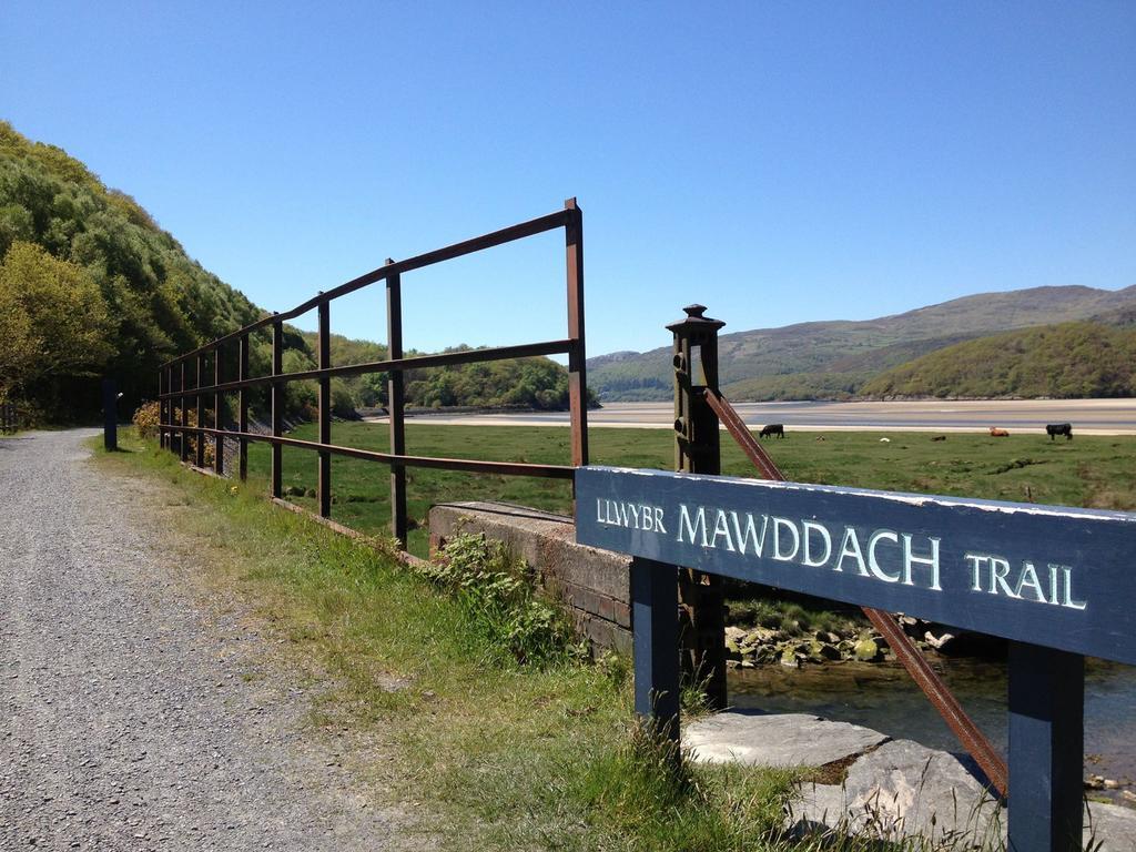 Snowdonia Snug - Studio Style Accommodation Dolgellau Dış mekan fotoğraf